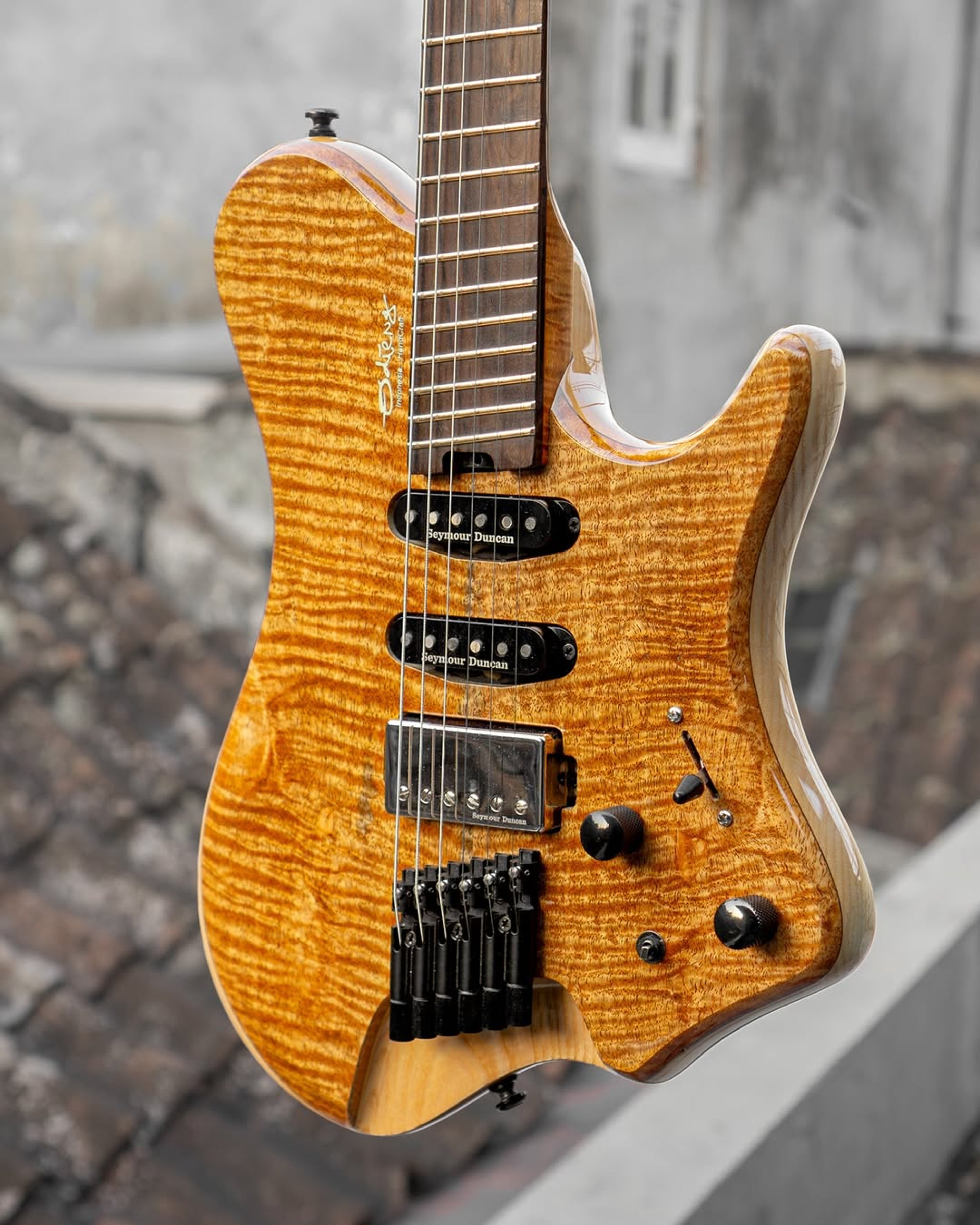 Front body view of the ODIENG PA-HL Healess 6 String Guitar