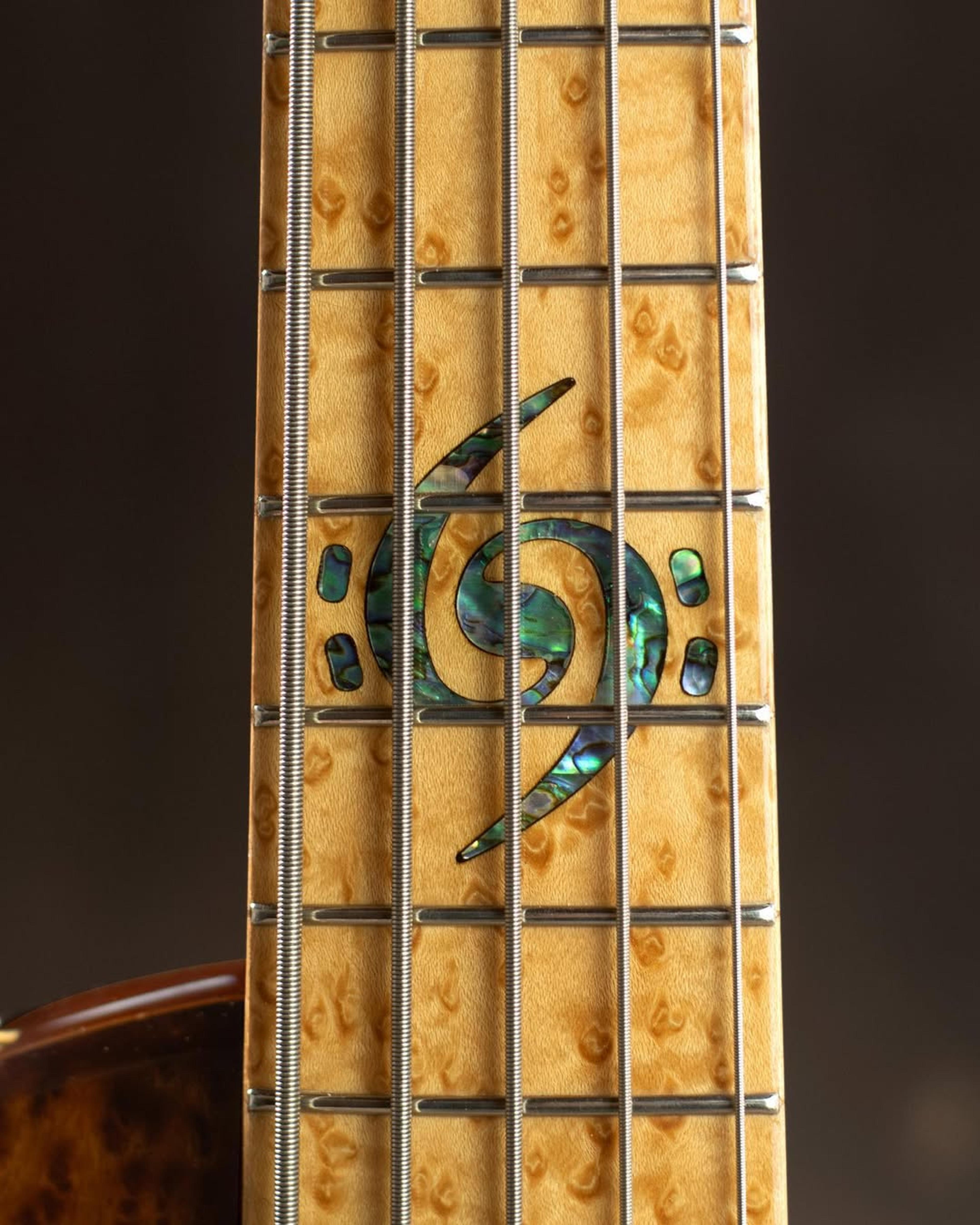 Front detail fretboard view of the ODIENG Nebula 5 string bass