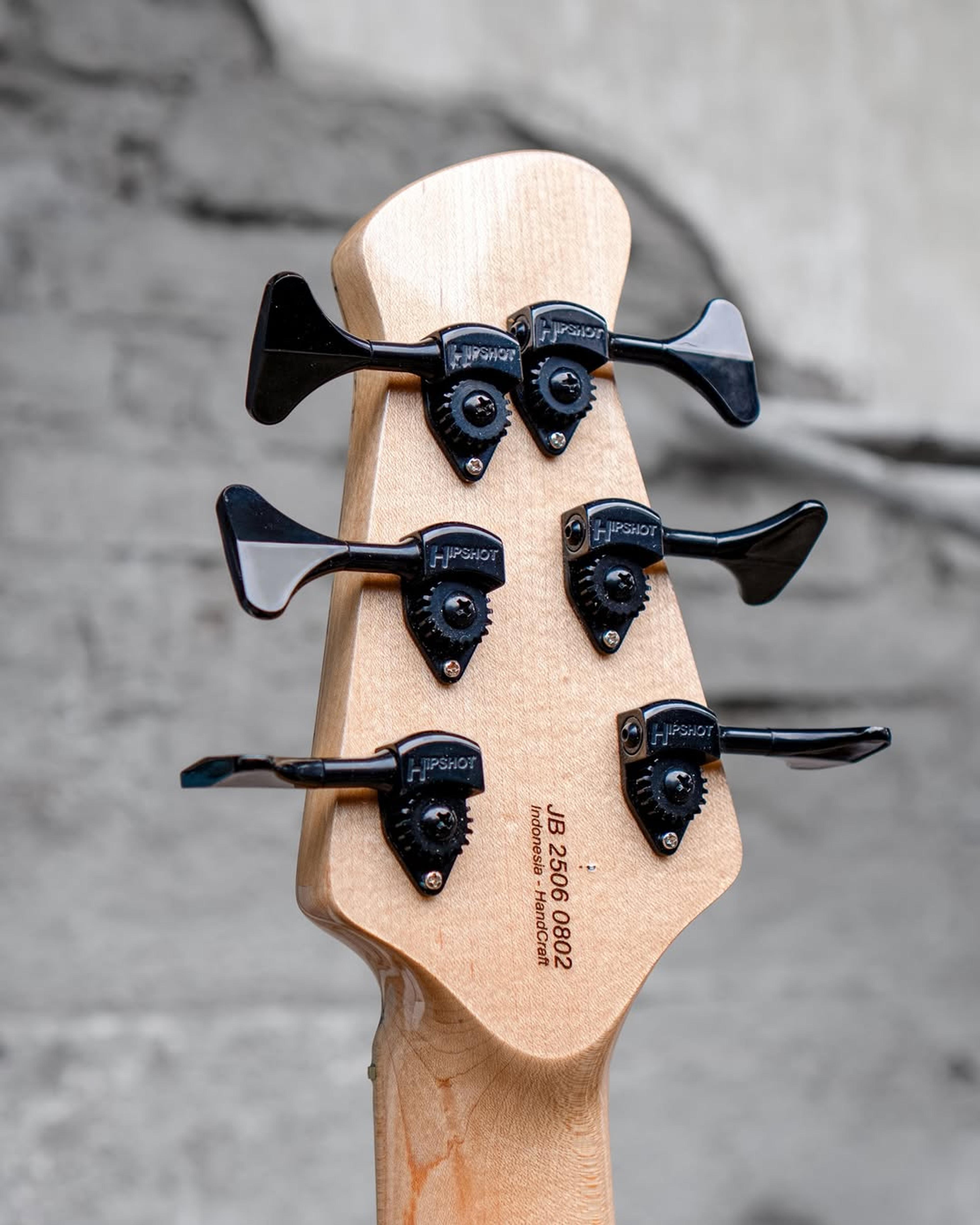 Back Headstock view of the ODIENG XJB 6 string bass