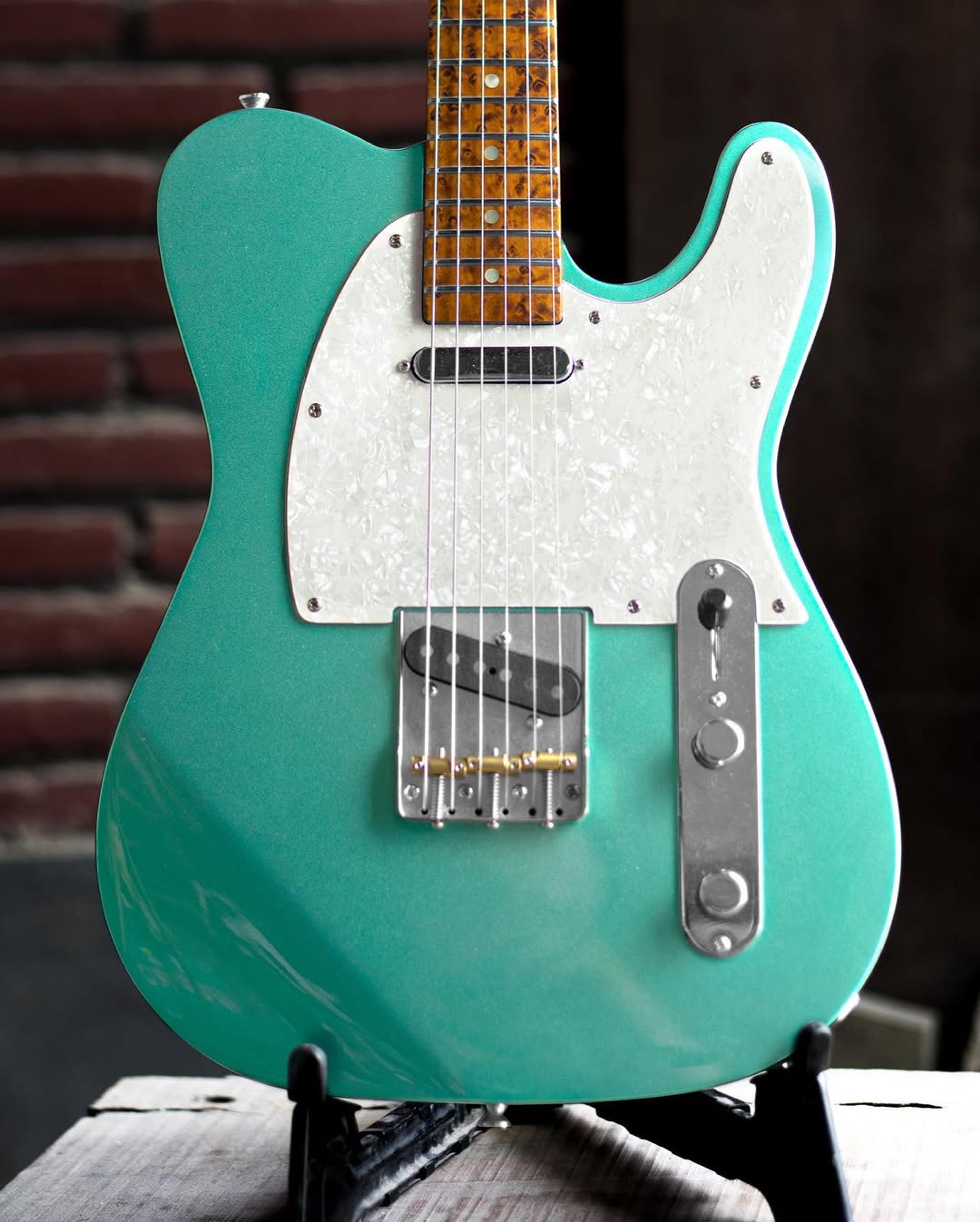 Front body view of the ODIENG Parama 6 string Guitar