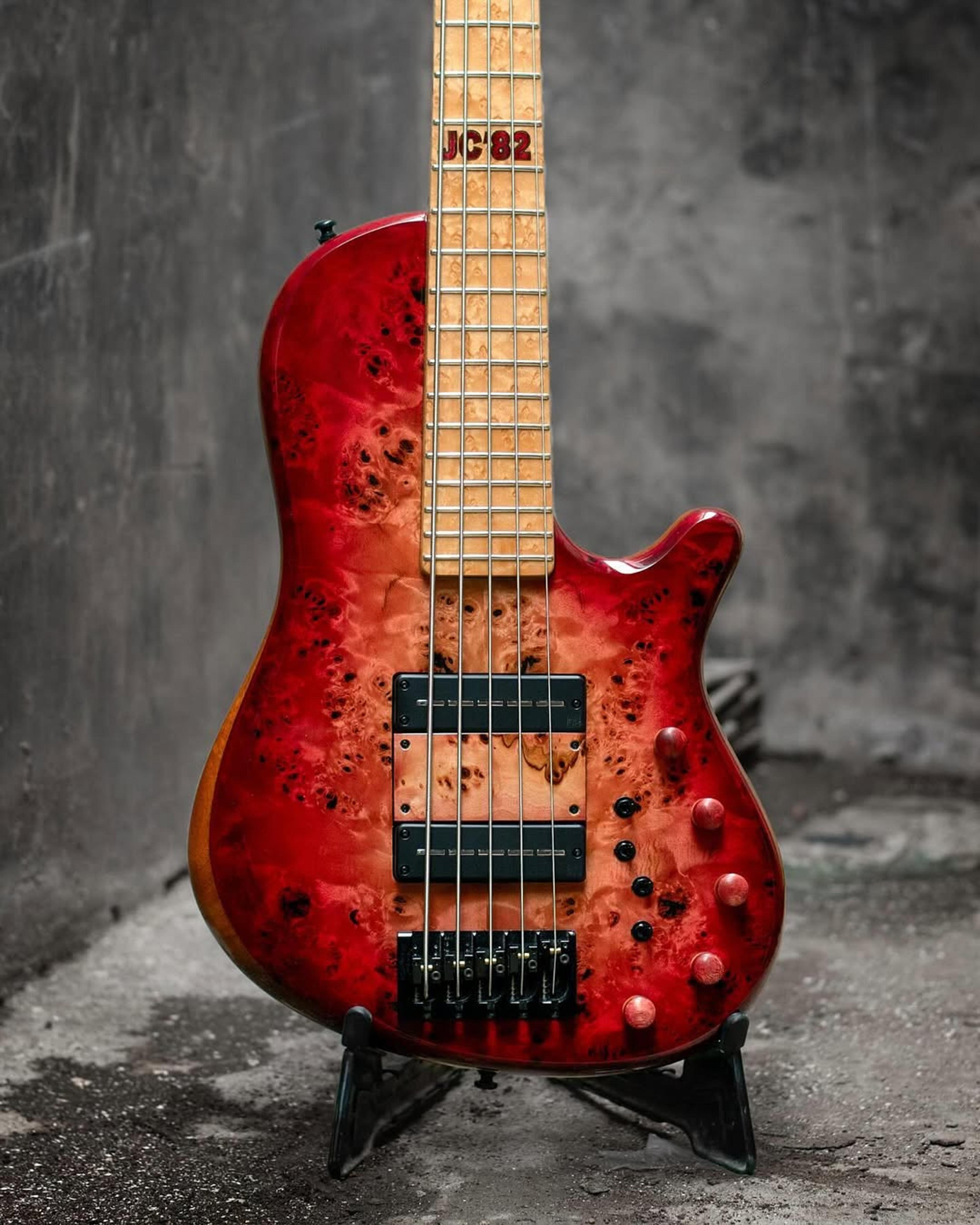 Front body view of the ODIENG Nebula 5 string bass