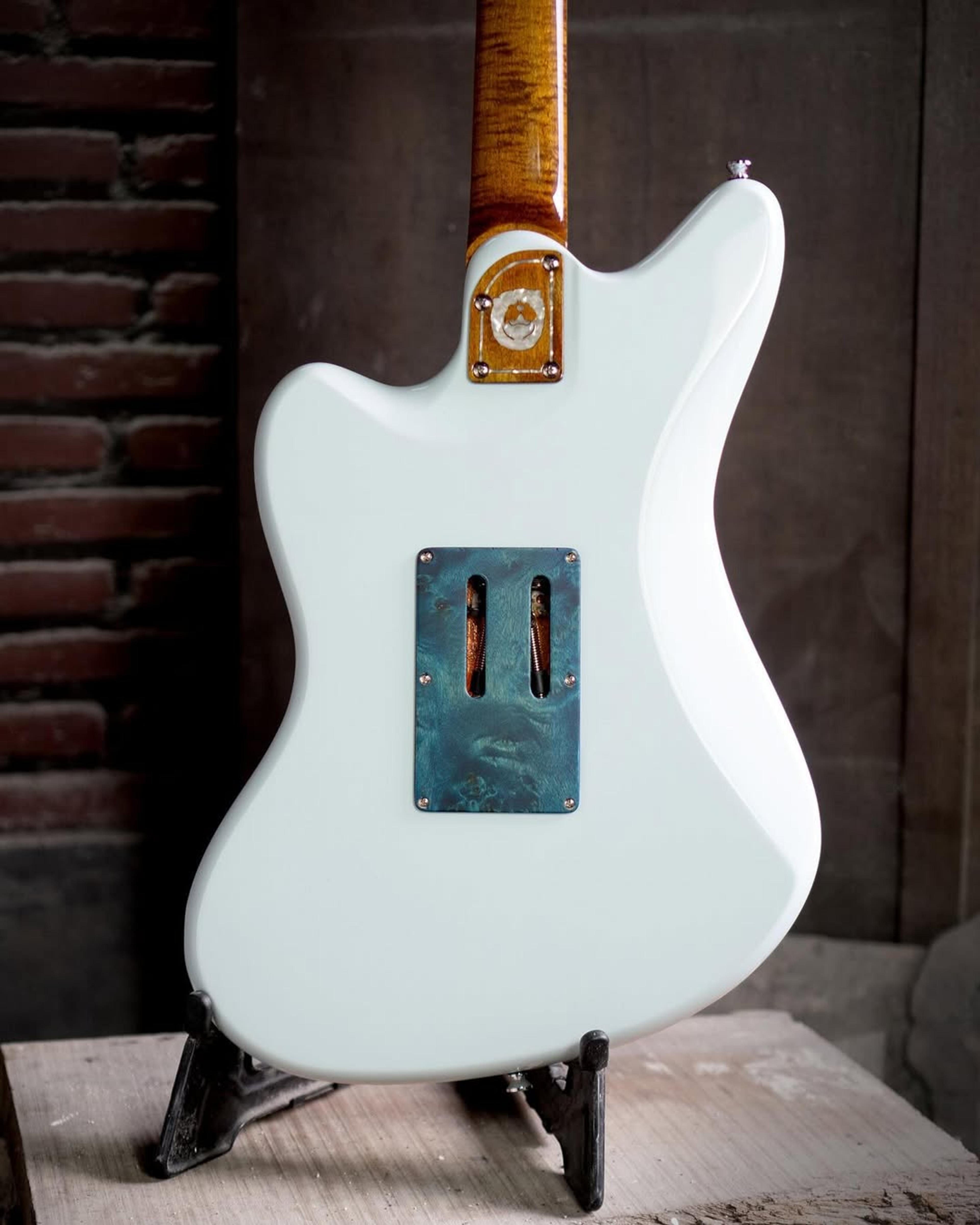 Back body view of the ODIENG Baruna 6 string guitar