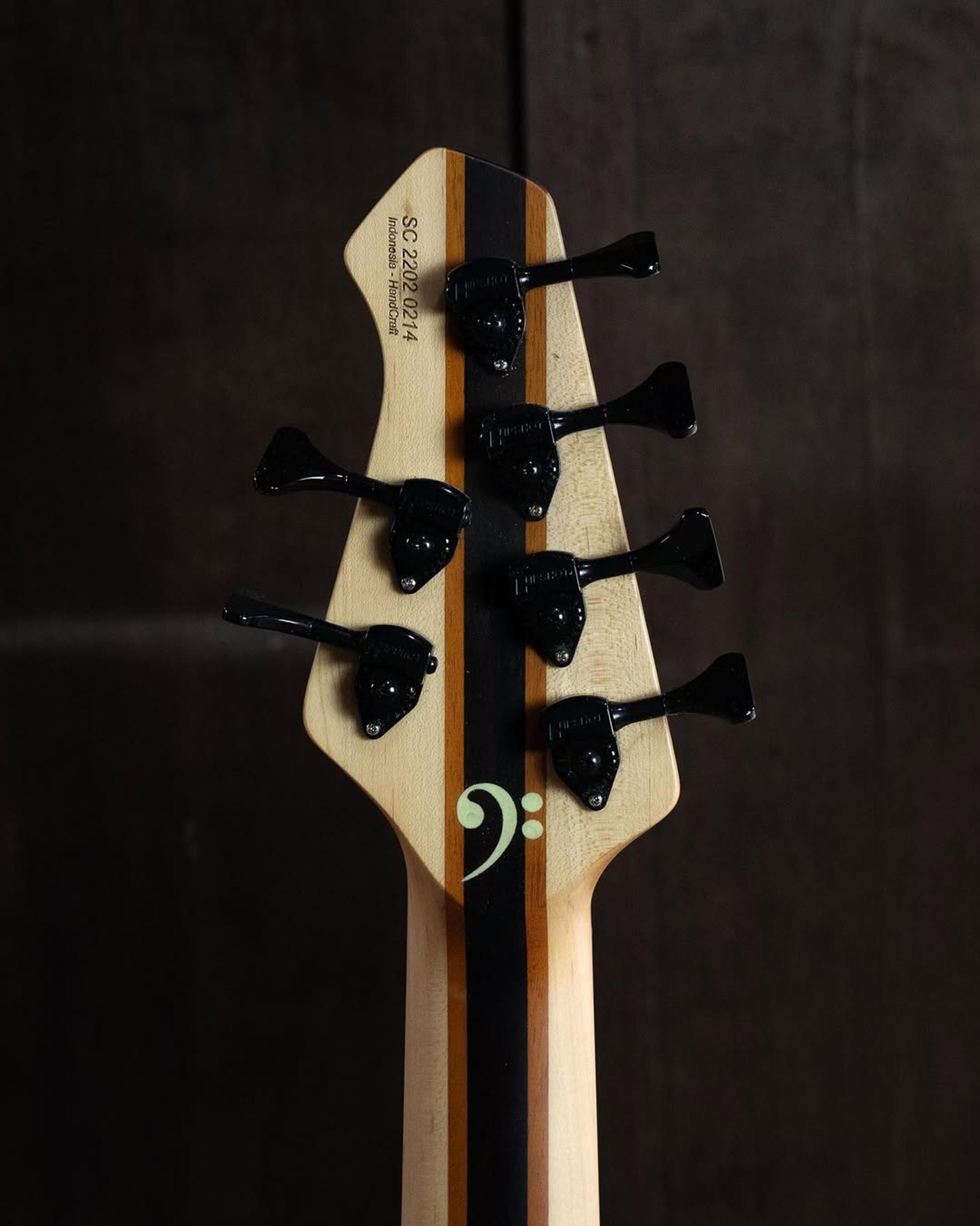 Back Headstock view of the ODIENG Nebula 6 string bass