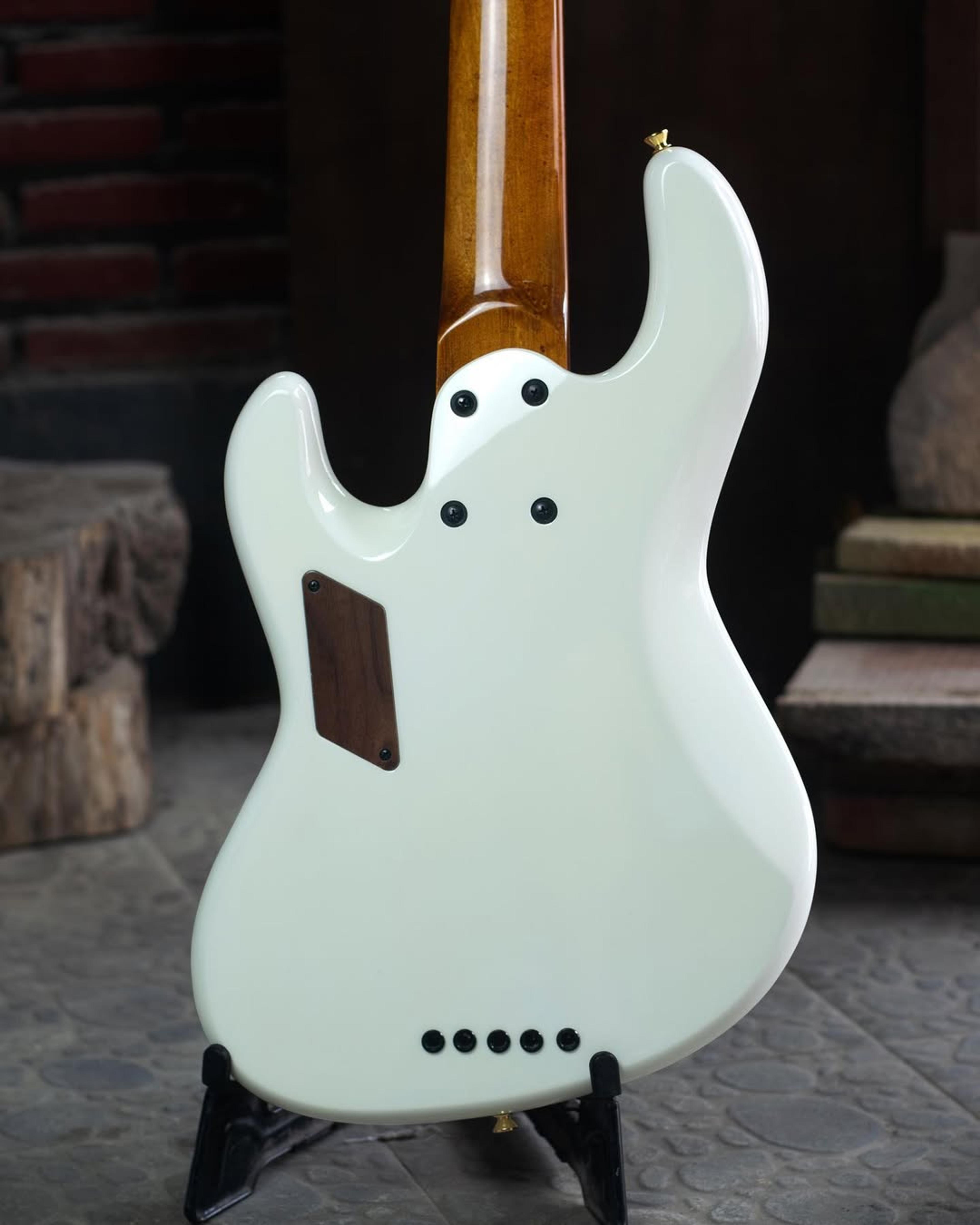 Back body view of the ODIENG KJ 5 string bass
