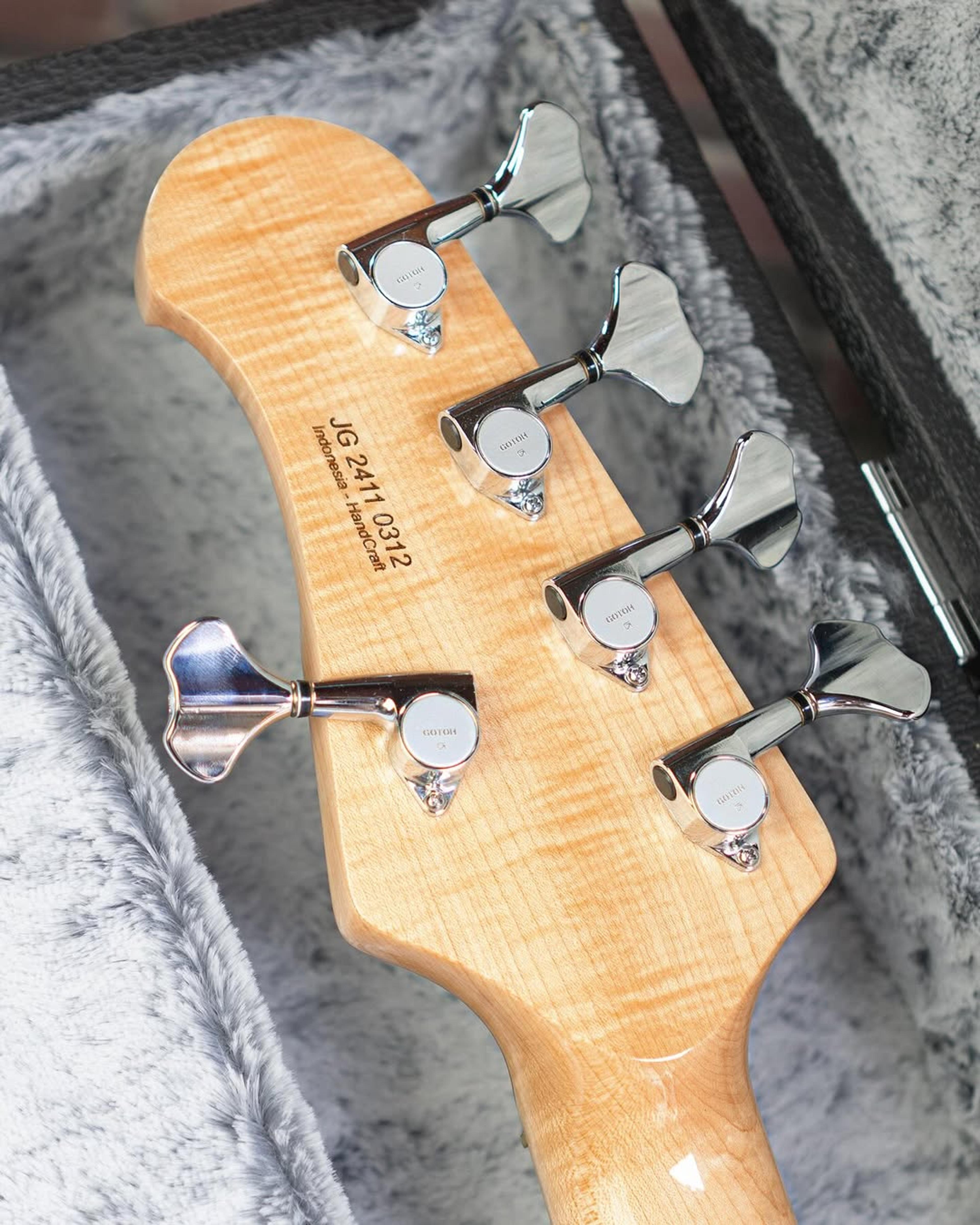 Back Headstock view of the ODIENG Viper 5 string bass