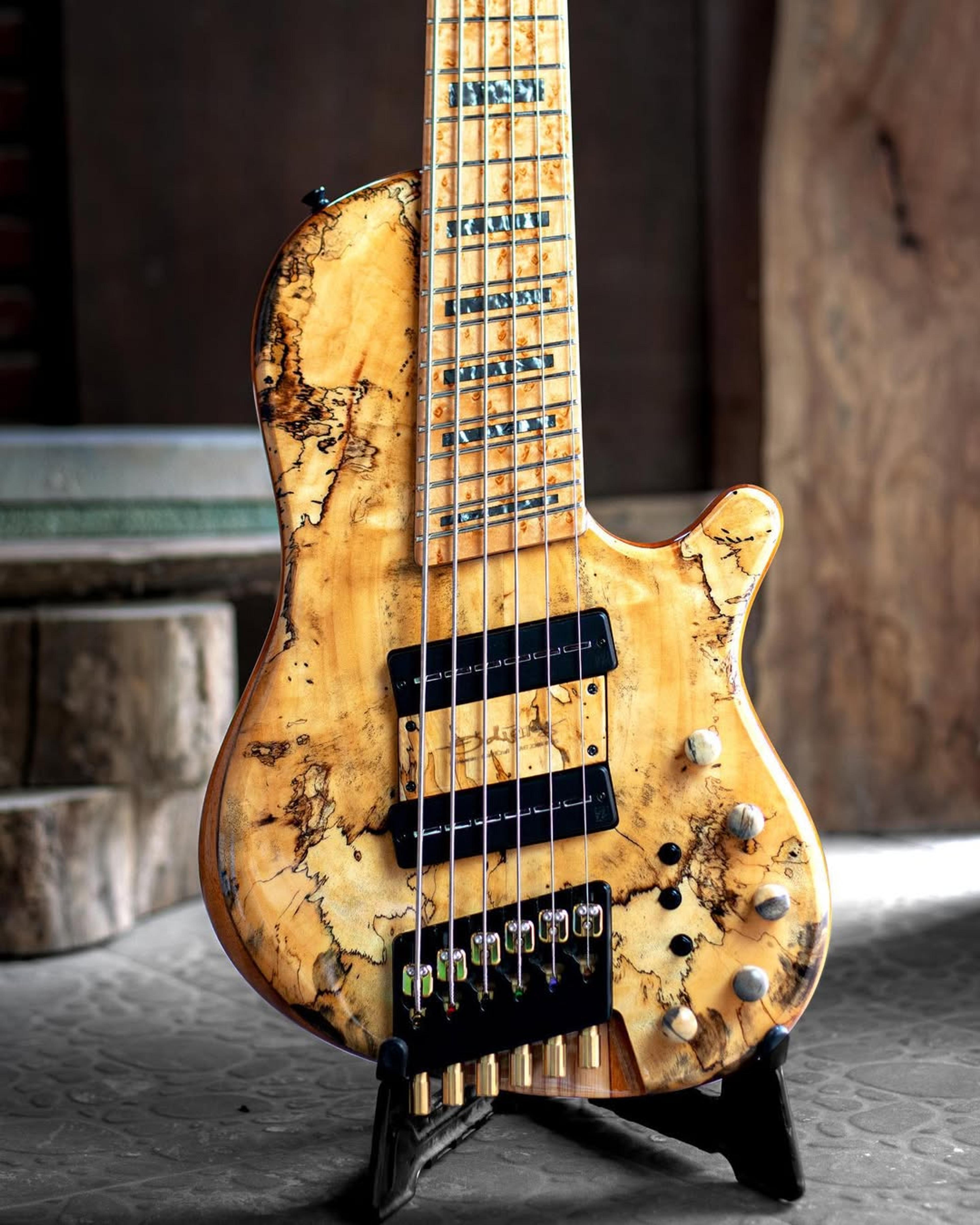Front body view of the ODIENG Nebula Headless 6 string bass