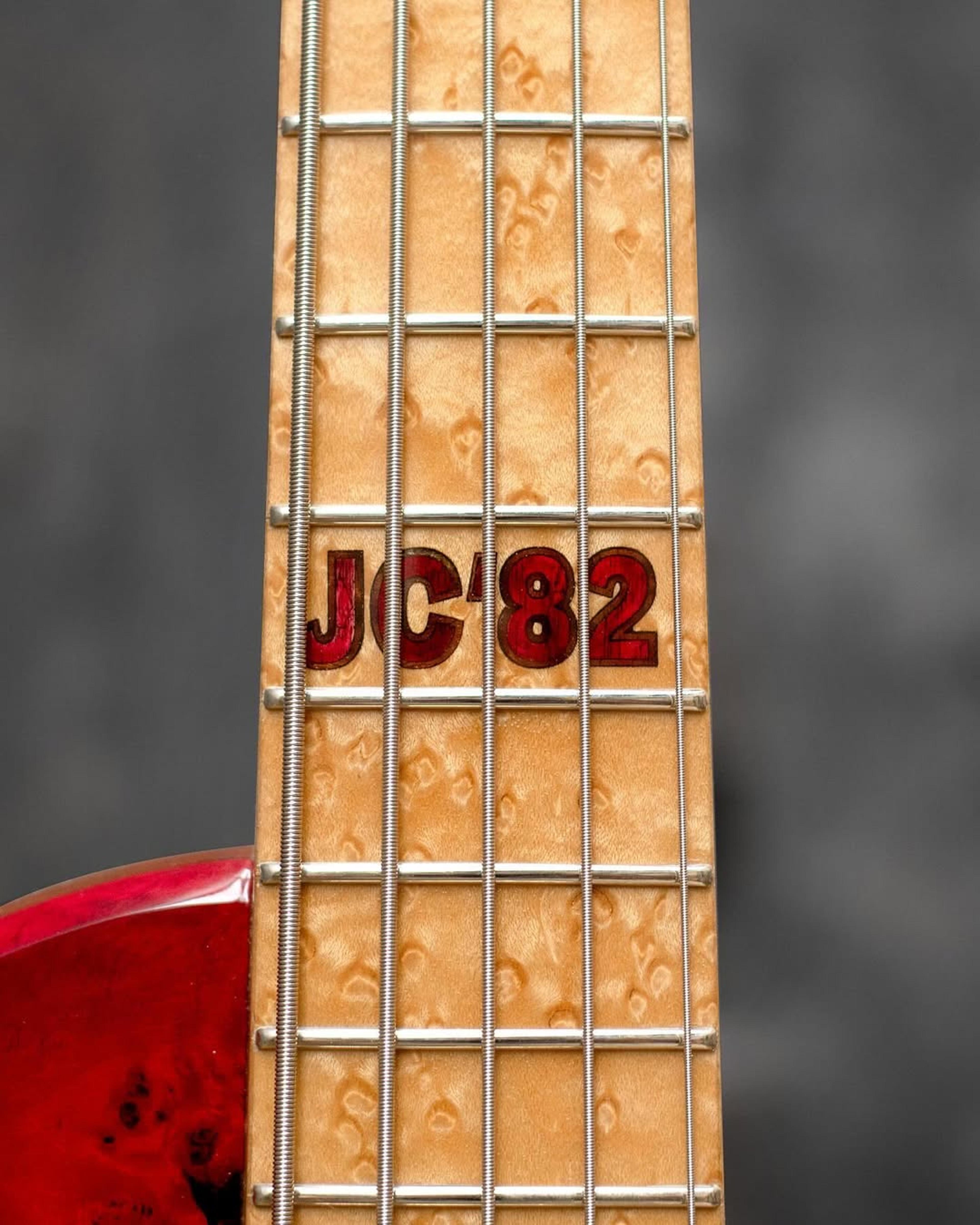 Front detail fretboard view of the ODIENG Nebula 5 string bass