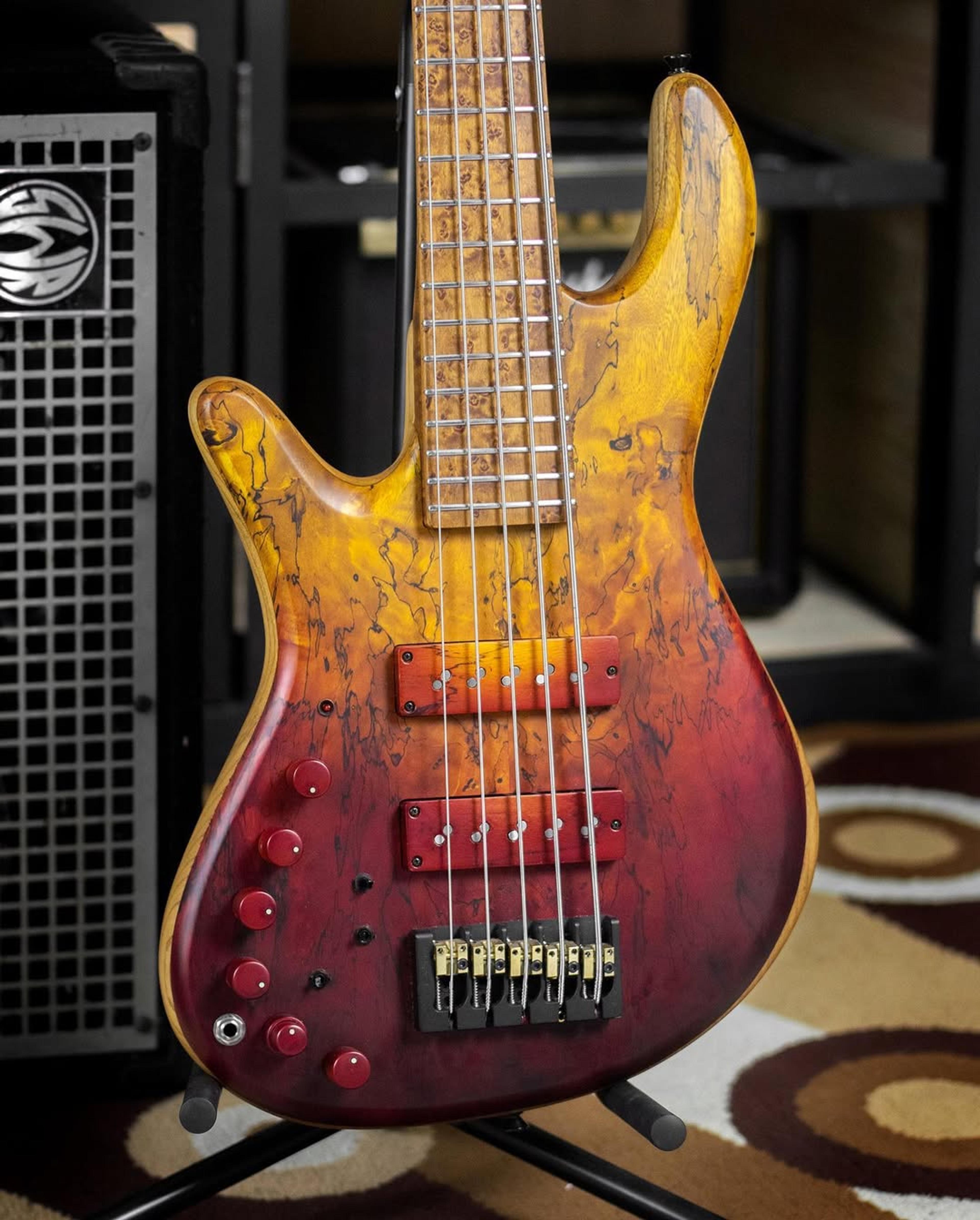 Front body view of the ODIENG Corvette 5 string bass