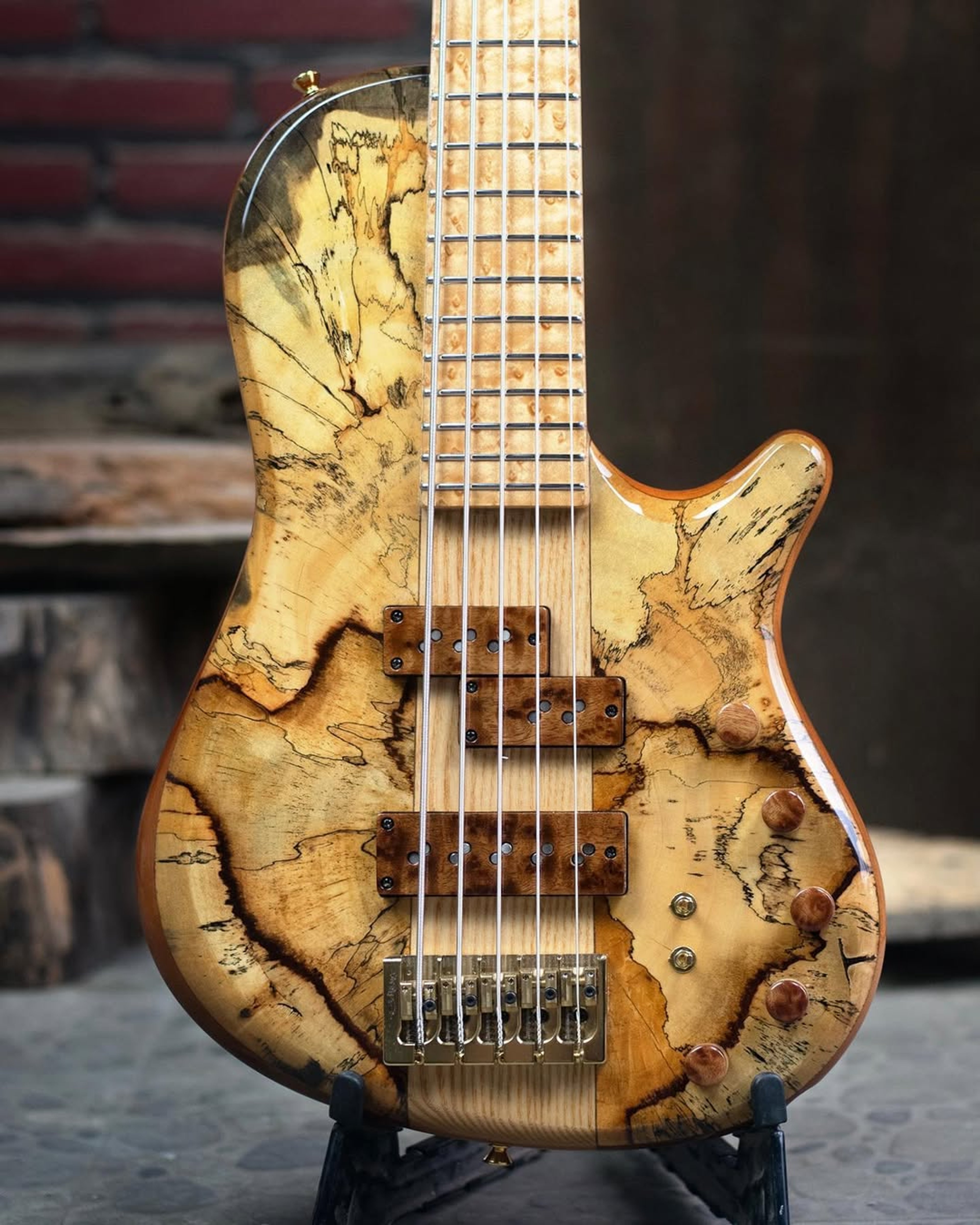 Front body view of the ODIENG Nebula 5 string bass