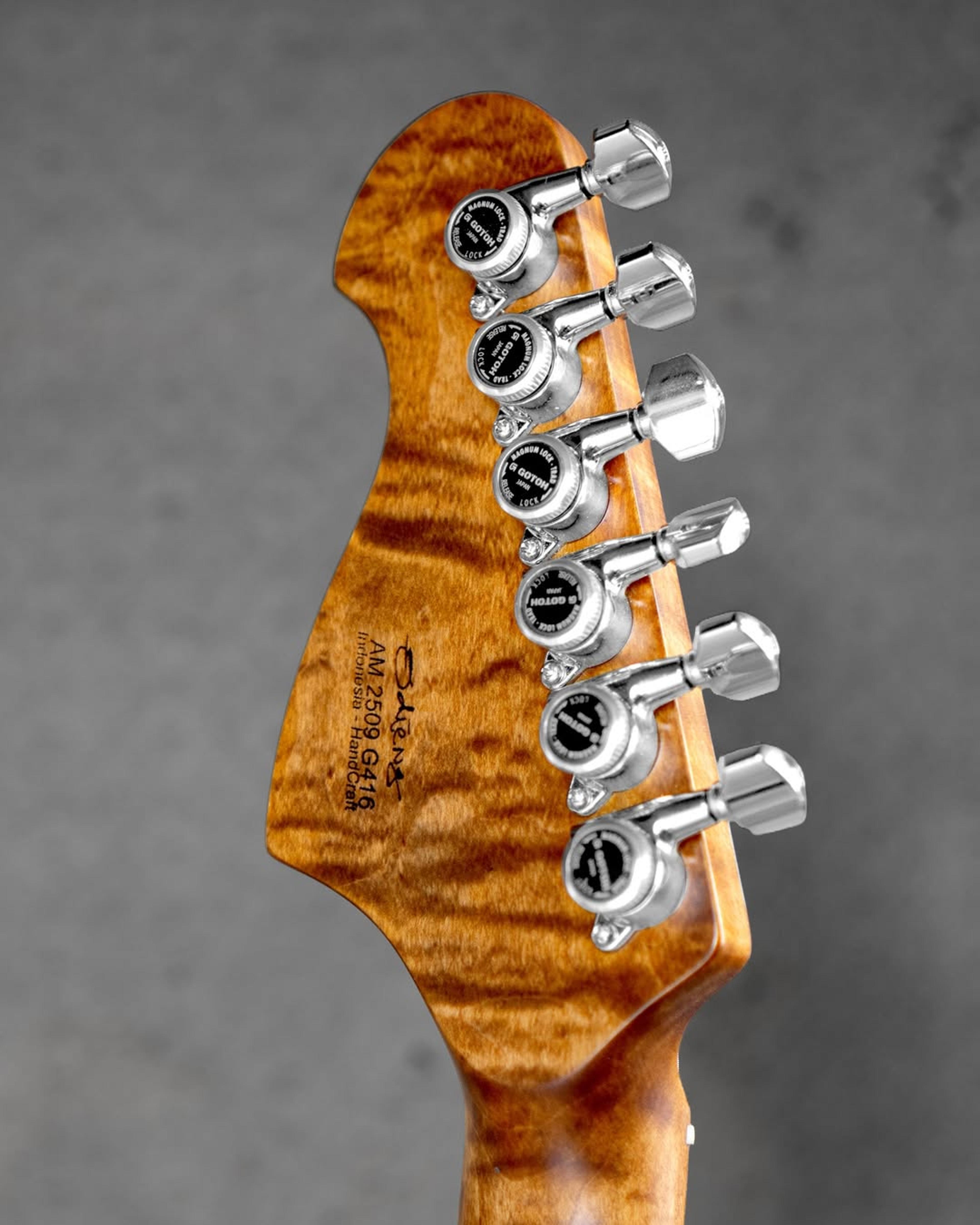 Back Headstock view of the ODIENG UIZART 6 string guitar