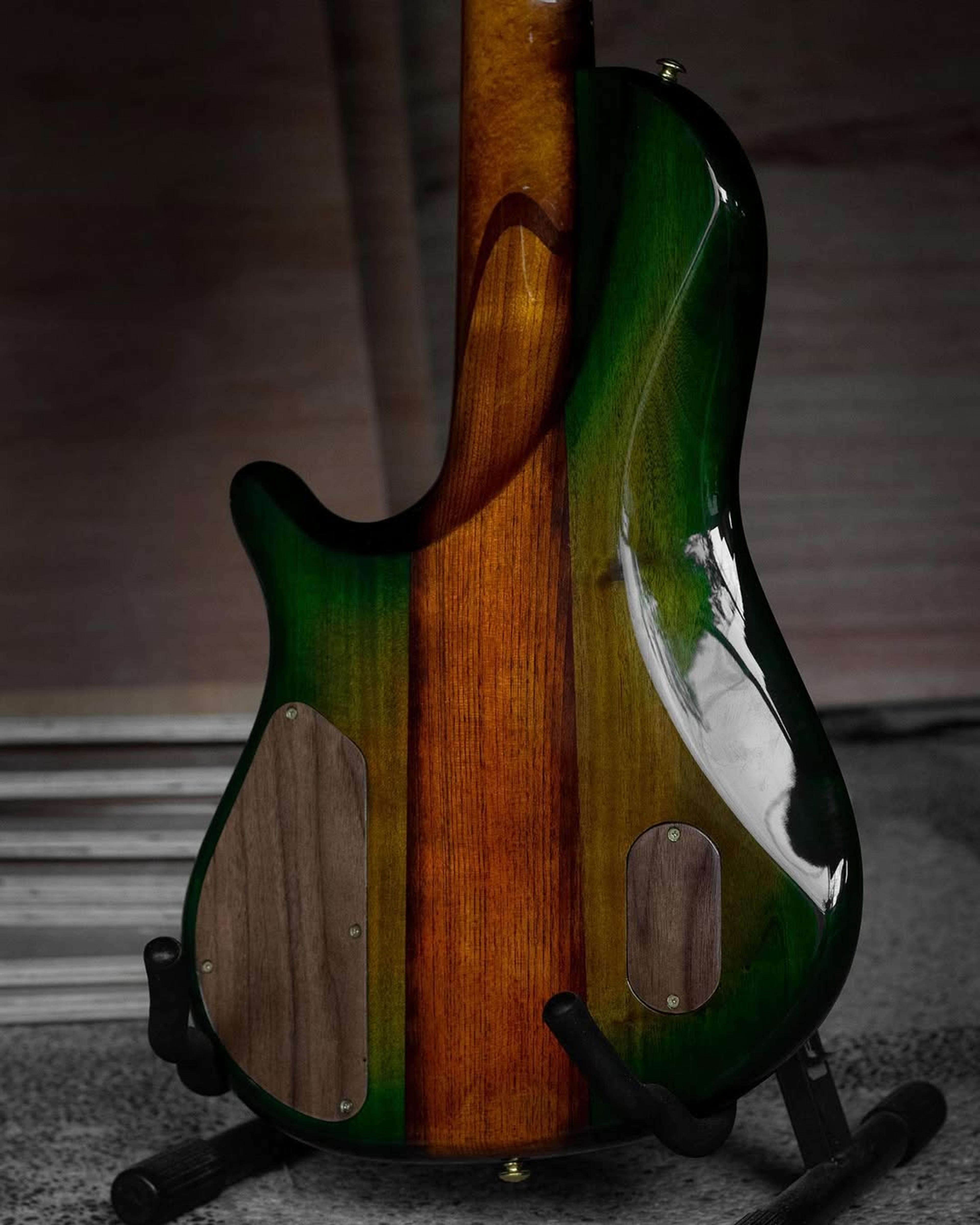 Back body view of the ODIENG Nebula 5 string bass