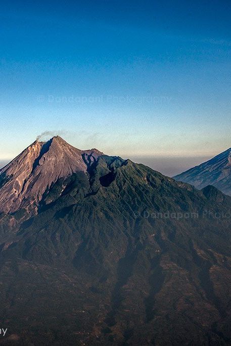 aerial-photography-volcano-indonesia-dandapani