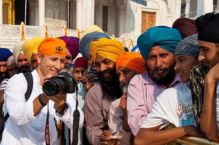 Diwali Morning at the Golden Temple image