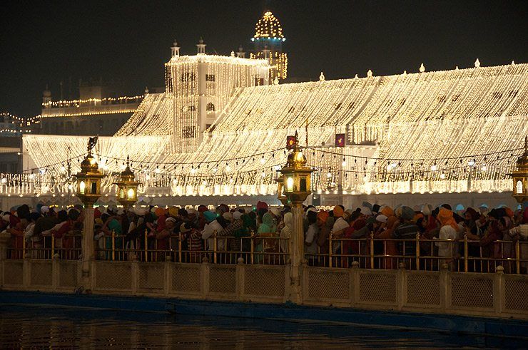 Diwali fireworks at the Golden Temple, Amritsar image