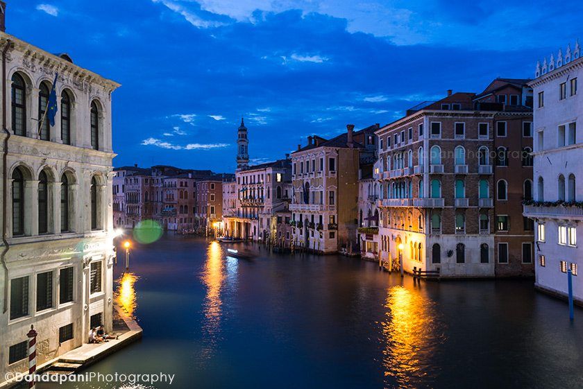 Venice canals at night. Long exposure shot, 4 seconds, f6.3, ISO 320, 28mm.