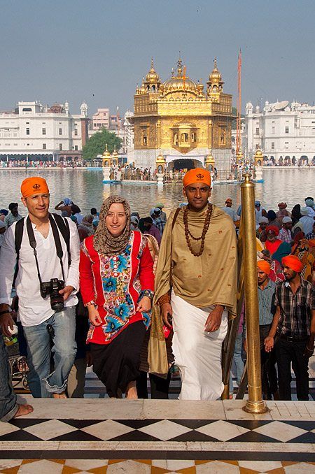 Diwali Morning at the Golden Temple image