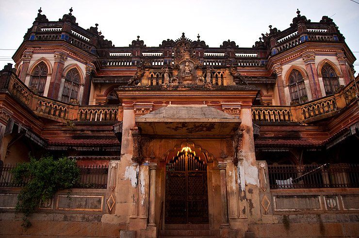 A Chettinad Village, South India image