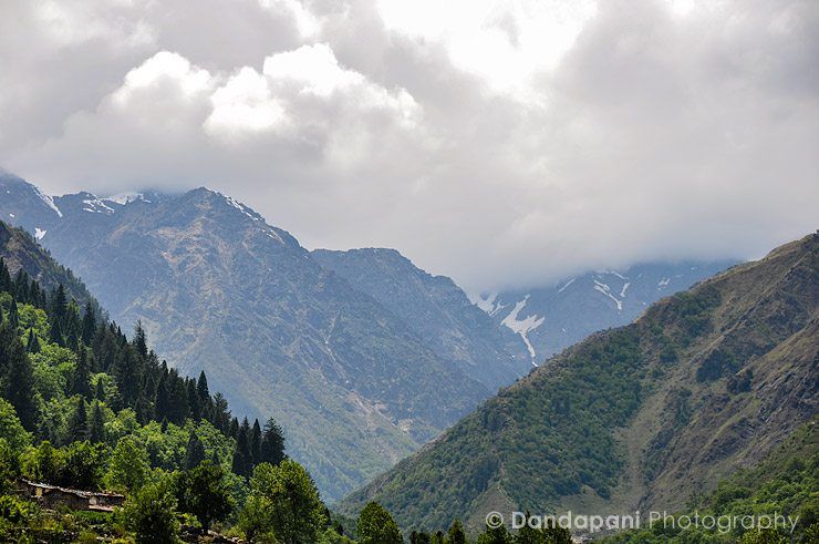 The road to Badrinath, Temple in the Himalayas image