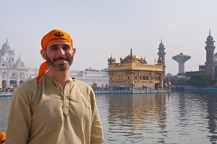 Diwali Morning at the Golden Temple image