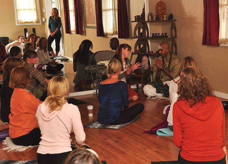 Expressing gratitude and appreciation is one of the things we covered in class today. Dandapani takes a moment to express his gratitude and appreciation to Kelly Western for hosting these workshops.