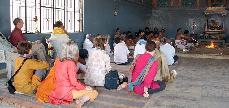 Fire ceremony at Pillayarpatti image