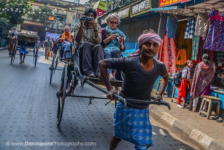 college-street-kolkata-hand-pulled-rickshaw
