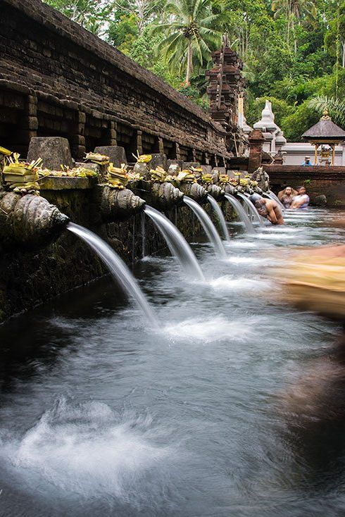 water-spring-temple-bali-indonesia