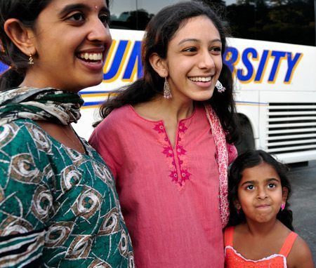 Classes and Temples - Hindu Youth Camp image