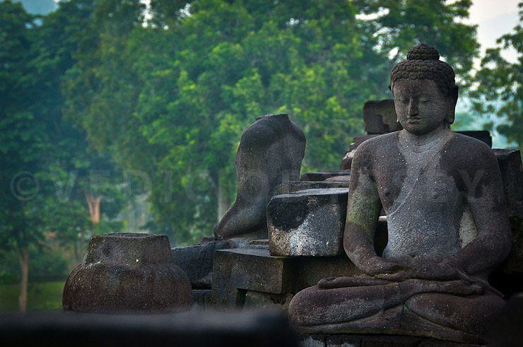 borobudur-java-temples-indonesia-0632