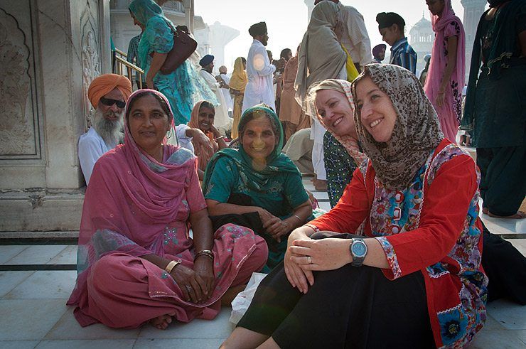 Diwali Morning at the Golden Temple image