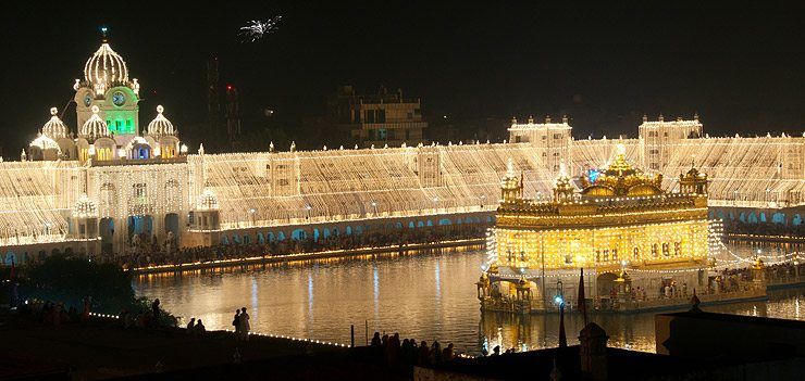 Diwali fireworks at the Golden Temple, Amritsar image