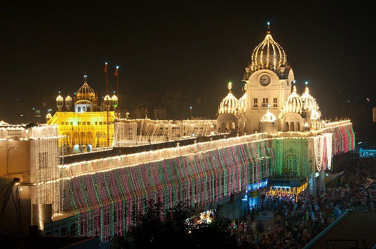 Diwali fireworks at the Golden Temple, Amritsar image