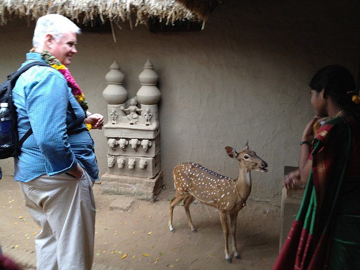 A Deer Friend in Swamimalai image