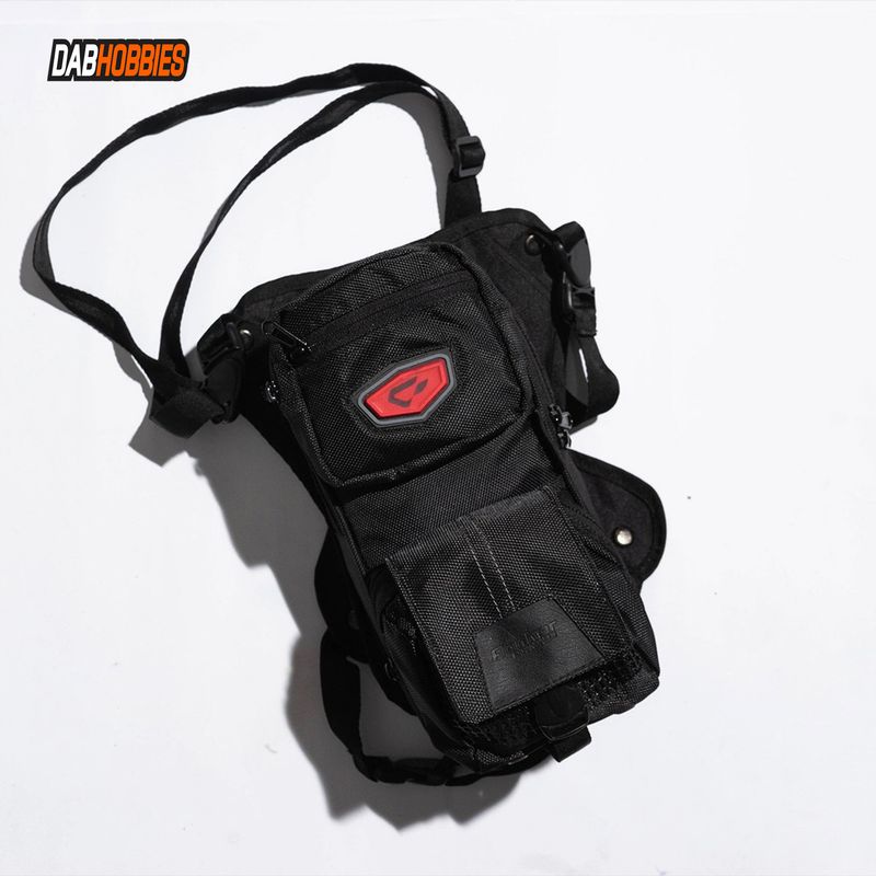 Contin Hip Bag Flanker image 4