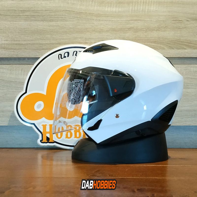 Zeus 611 White image 1