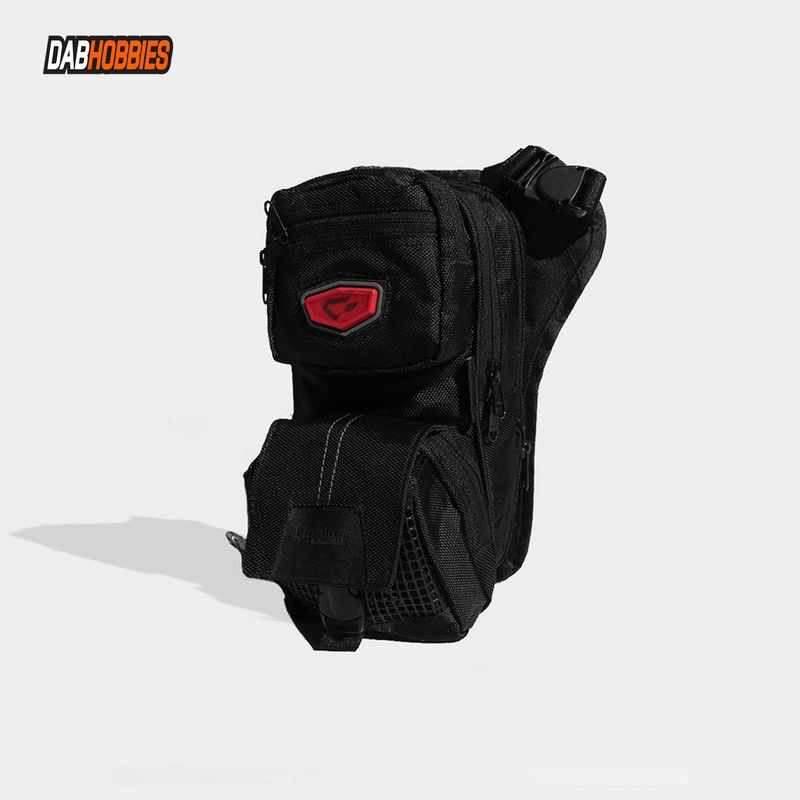 Contin Hip Bag Flanker image 5