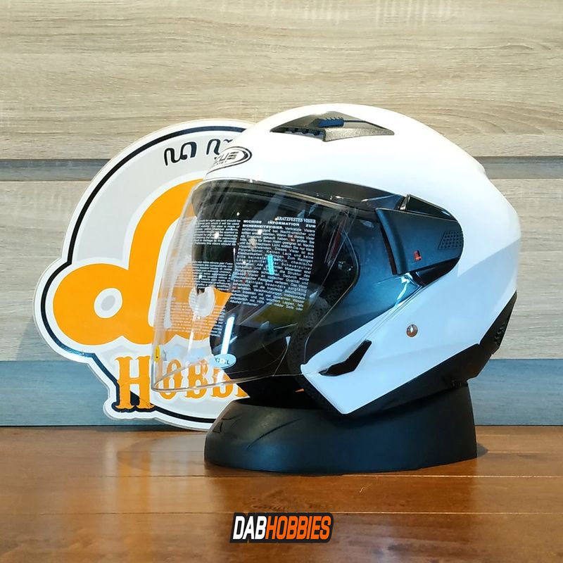 Zeus 611 White image 3