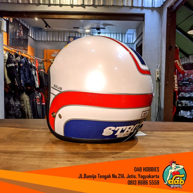 Zeus 385C Pearl White/K63 Red image 5