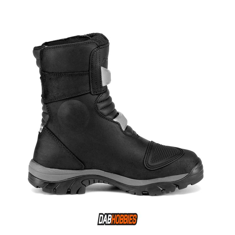 FORMA ADVENTURE LOW DRY BLACK image 2