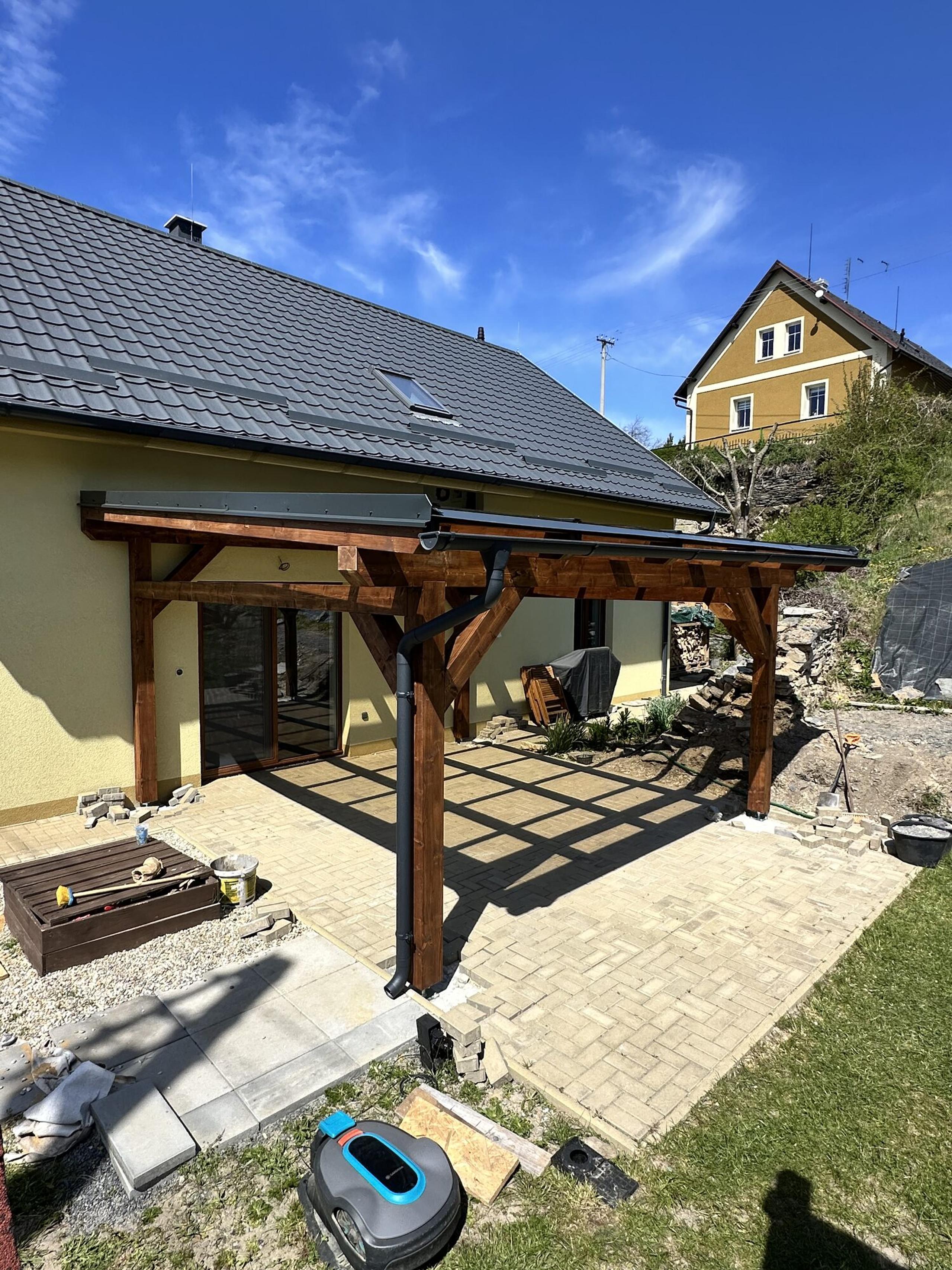 Dřevěná pergola na míru — fotka 3