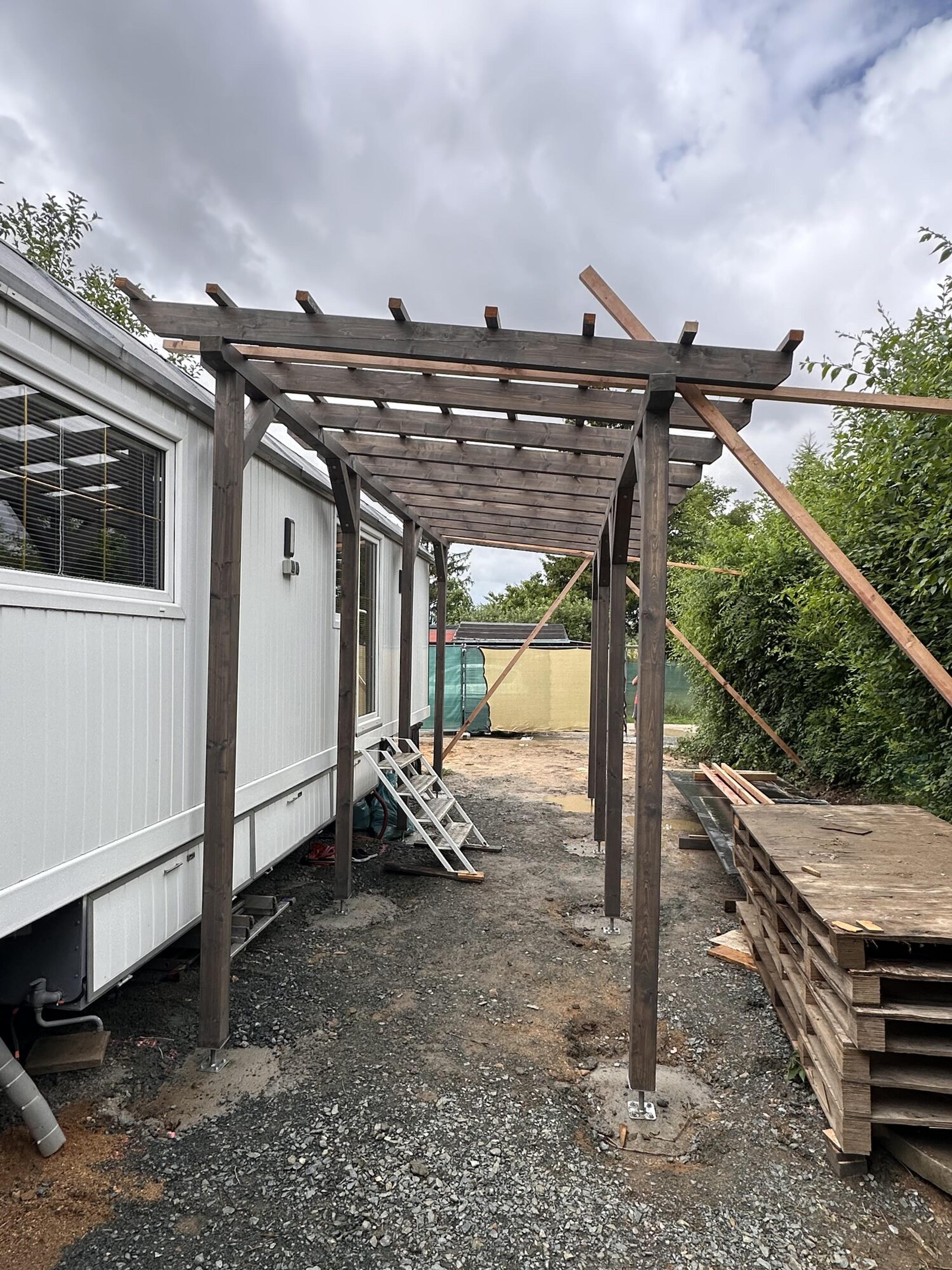 Pergola k maringotce — fotka 8