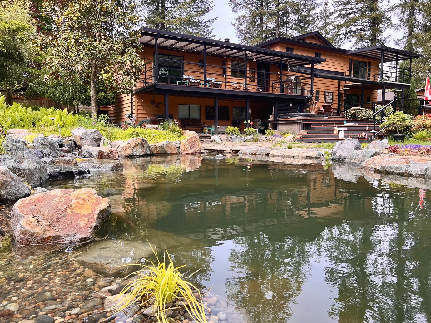 Surrey Heights Recreation Pond — photo 6