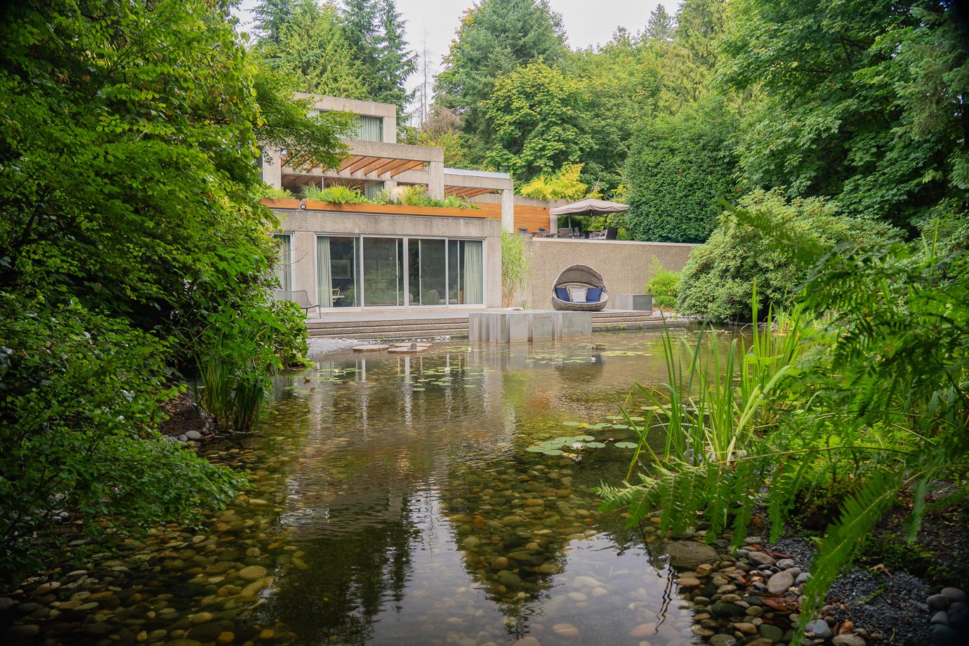Coast Modern Pond — photo 14