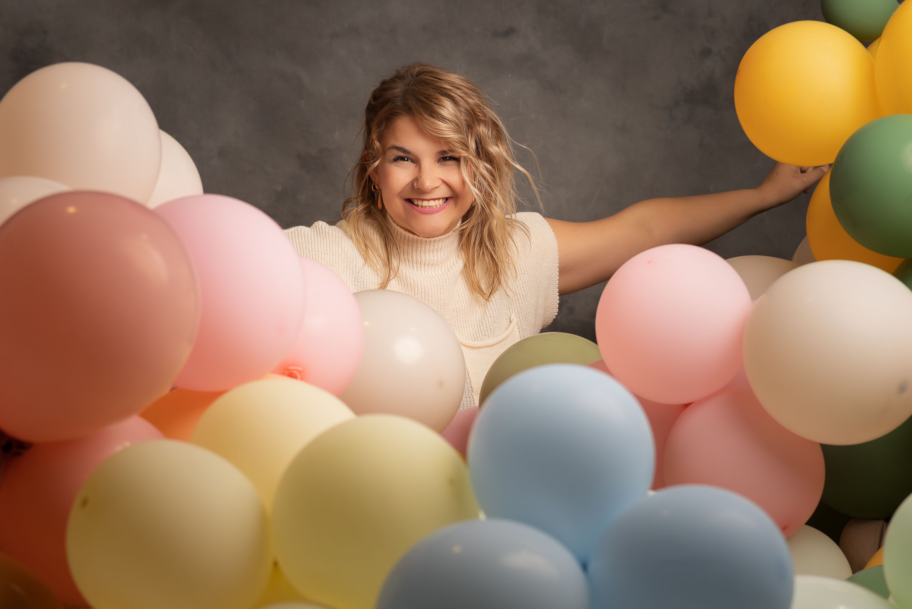 soraya entre globos