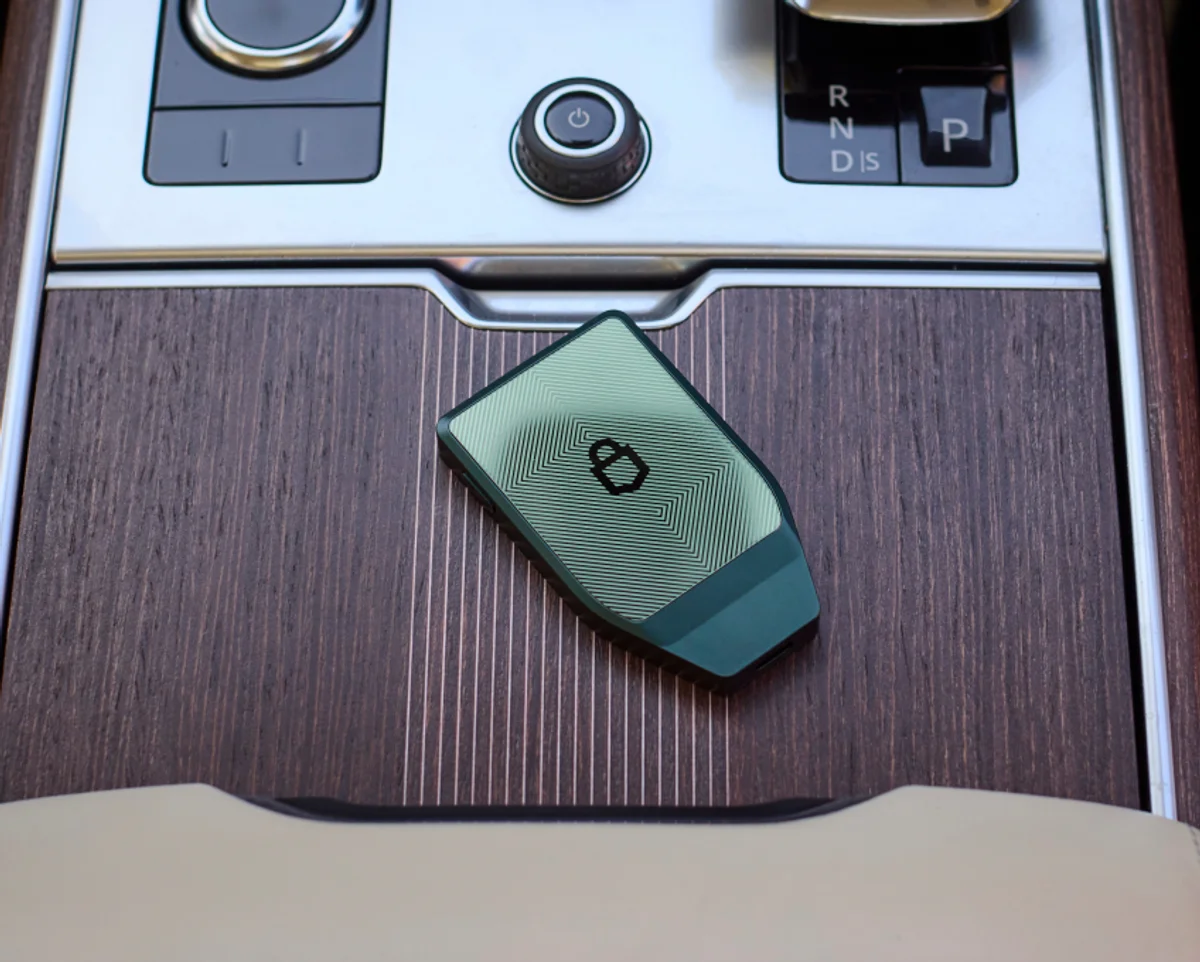 Lock symbol usage example 6