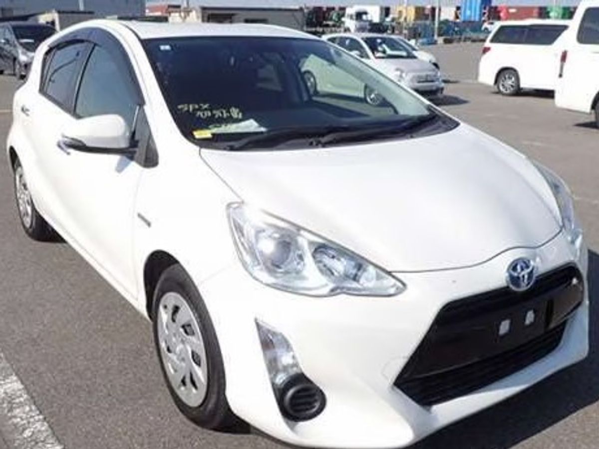 2017 TOYOTA AQUA S
