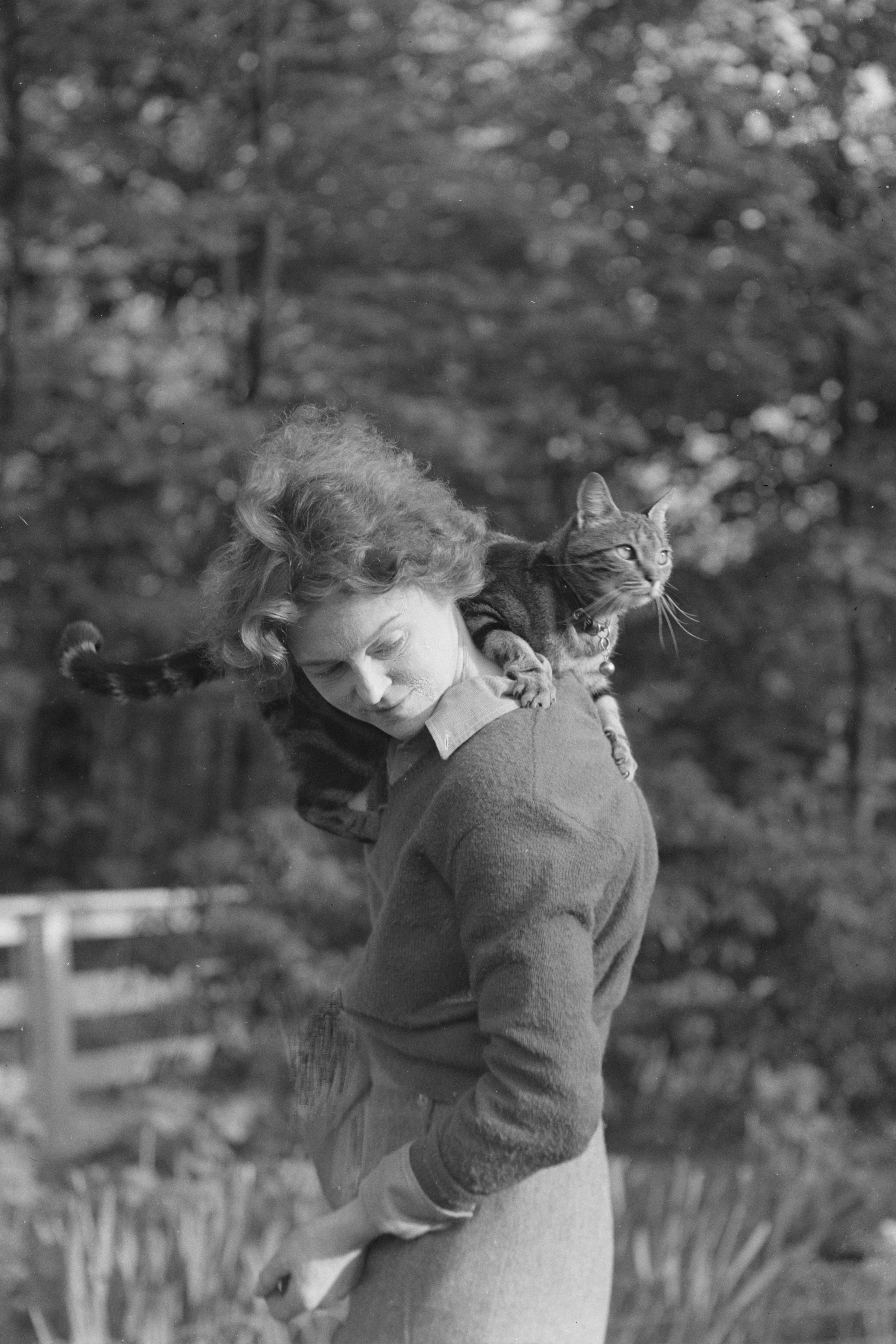 Eva Le Gallienne with Cat
