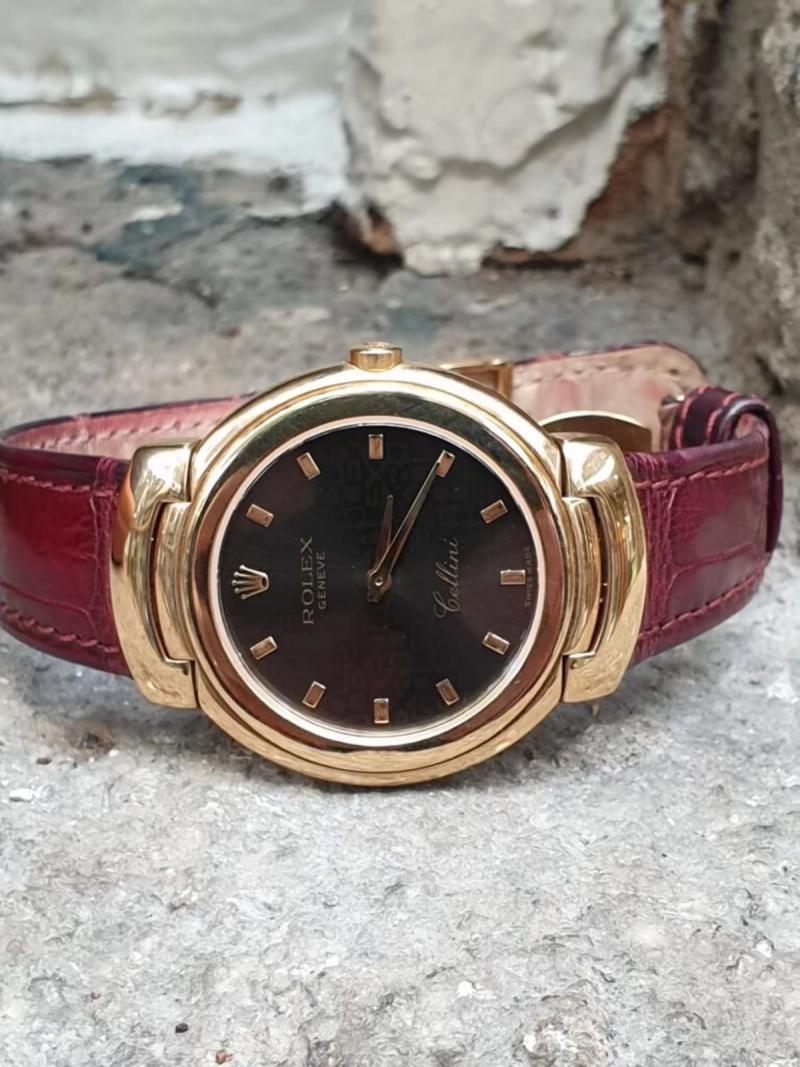 Rolex Watches in Dublin, On the Trays