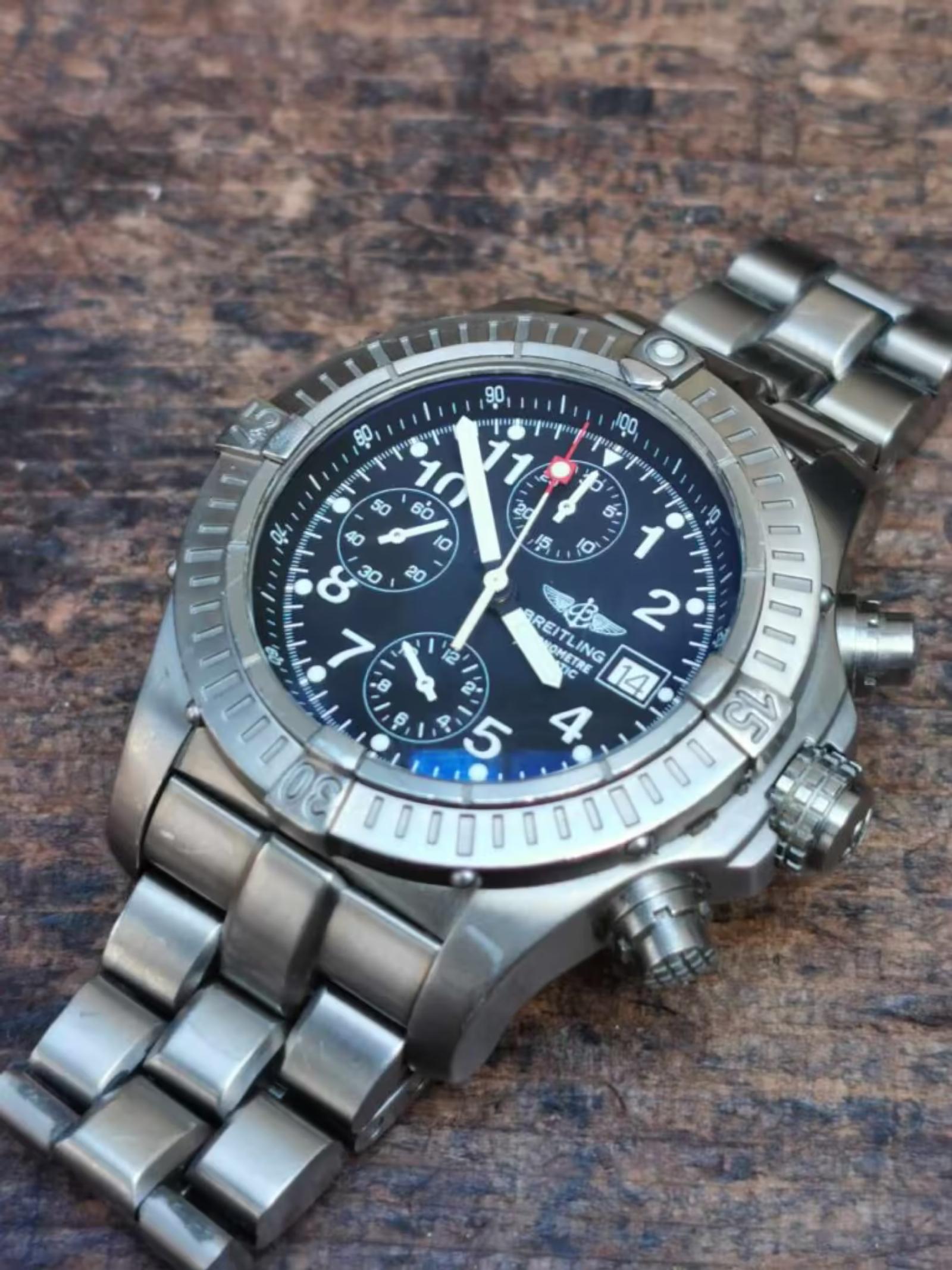 Breitling Avenger pre-loved watch, photo 2 at Watch Empire Dublin