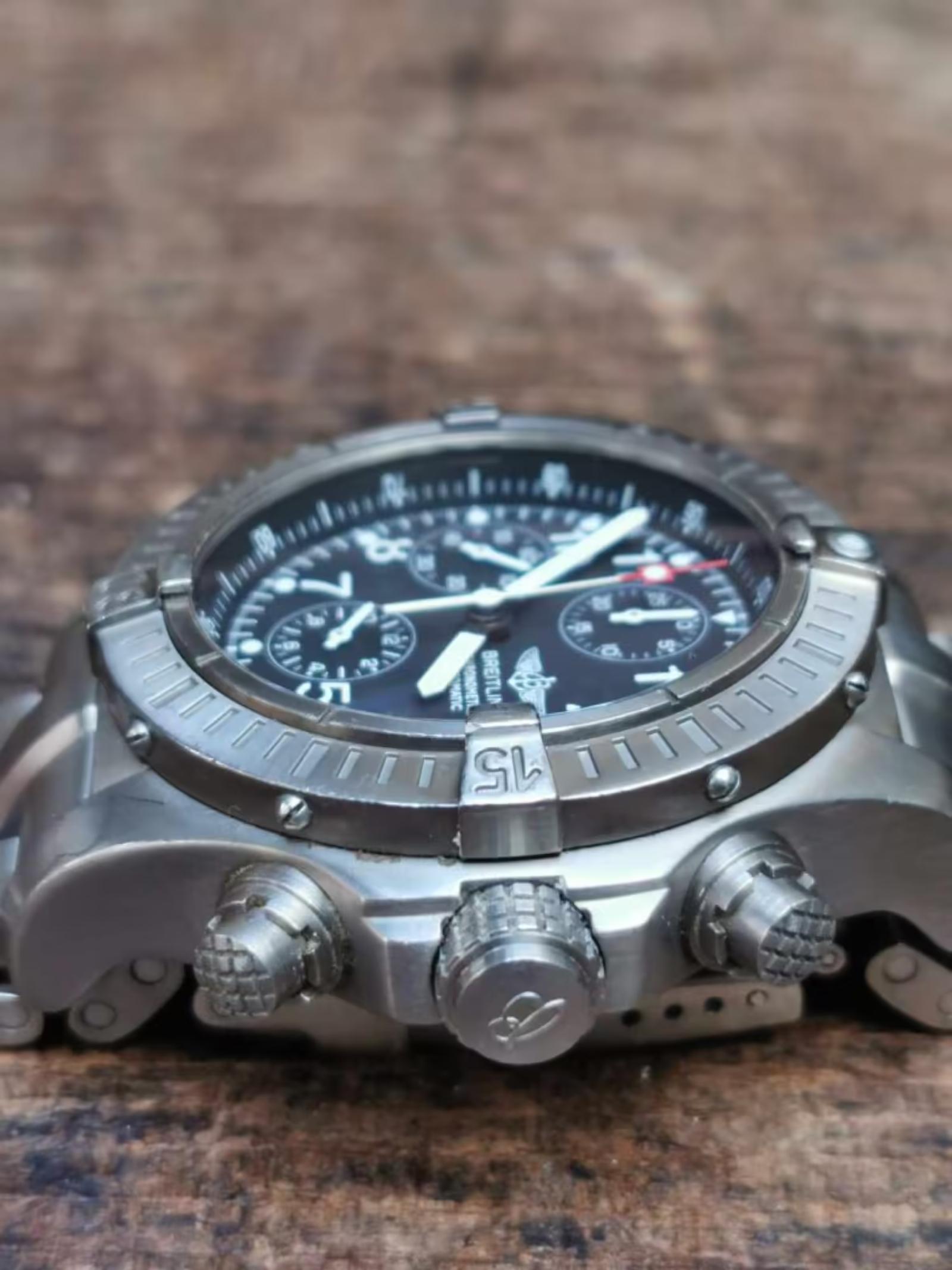 Breitling Avenger pre-loved watch, photo 4 at Watch Empire Dublin